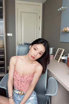 ai人脸替换明星小视频